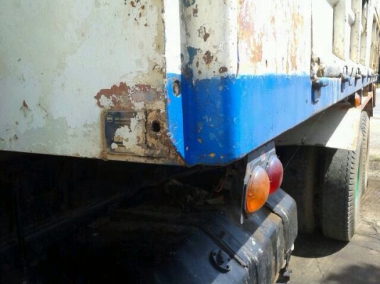 ขายรถบรรทุกสิบล้อดัมพ์ HINO SUMO227 เครื่องเดิม EM100 - 220 แรง 2 เพลา กระบะดัมพ์สามมิตร