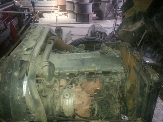 ขายISUZU NPR120แรง ฝาขาวติดเครน 2.5t เครื่องดี แคชซีสวย เอกสารพร้อมโอน