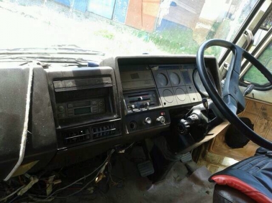 ขายรถบรรทุกสิบล้อ HINO F17 FL177 เครื่องเดิม EH700 - 168 แรง รถล่อง 1 เพลาไม่ดัมพ์