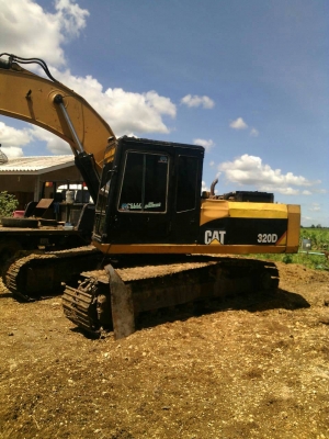 รถแบคโฮ มือสองสภาพเยี่ยม