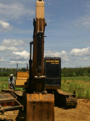 รถแบคโฮ มือสองสภาพเยี่ยม