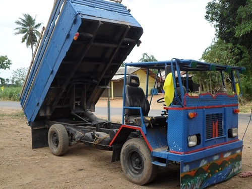 รถบรรทุกสี่ล้อใหญ่115HPเพลาลอยดั้มได้ราคาถูกขอมาจัดไป!ตามสภาพเลยใช้งานได้ปกติบรรทุกห้าตันสบาย