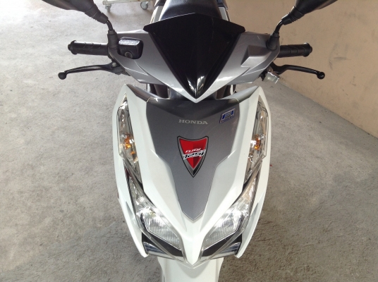 ขาย!!! คลิ๊กไอตัวใหม่125cc สภาพสวย ปี55 รถเครื่องดีคับ ทะเบียนครบ ภาษีไม่หมด