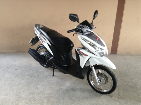 ขาย!!! คลิ๊กไอตัวใหม่125cc สภาพสวย ปี55 รถเครื่องดีคับ ทะเบียนครบ ภาษีไม่หมด