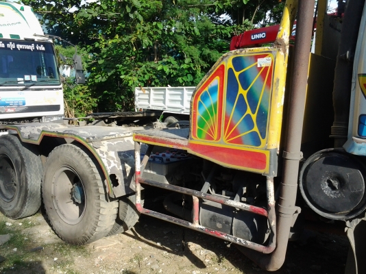 ต้องการขายรถอีซูซุร๊อกกี้หัวลากTO9ช่วงล่างให่ญ10ล้อ2เพลารถประกอบปี47สภาพพร้อมใช้เครื่องดีคัชซีสวยสนใจติดต่อด่วนเจ้าของขายเอง