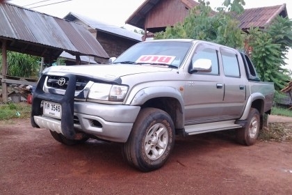 TOYOTA 2.5 D4D 4X4 AUTO ปี46 ขายตามสภาพคับ ยางด้อย สีไม่แจ่ม สมราคา หาไม่ได้อีกแล่วคับ TOYOTA 2.5 D4D 4X4 AUTO ปี46 ขายตามสภาพคับ ยางด้อย สีไม่แจ่ม สมราคา หาไม่ได้อีกแล่วคับ