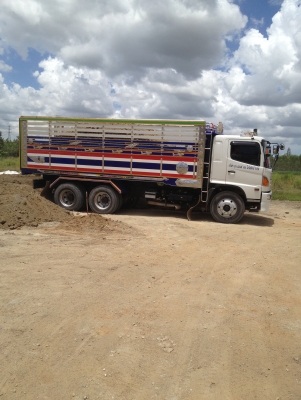HINO MEGE series 5