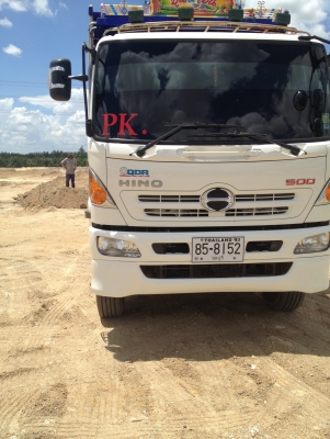 HINO MEGE series 5