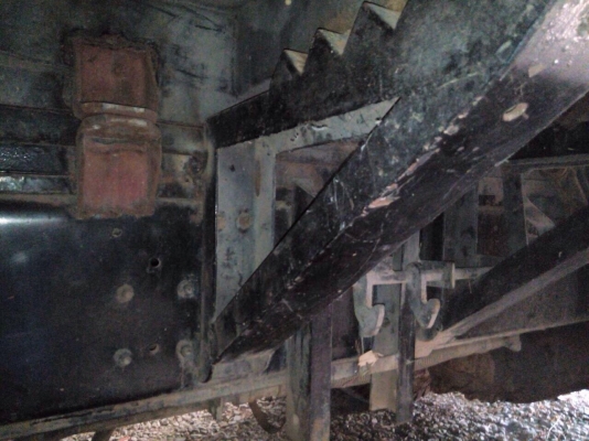 ขายด่วน18ล้อพ่วงดั้มปิเนียม 260 แรง สมอทองตัวสุดท้าย ปี 46ราคาถูกๆดั้มซุ่นชัย