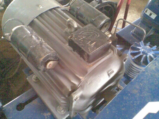 ขายมอเตอร์ไม่ทราบยี่ห้อ 3 แรง 2 สาย