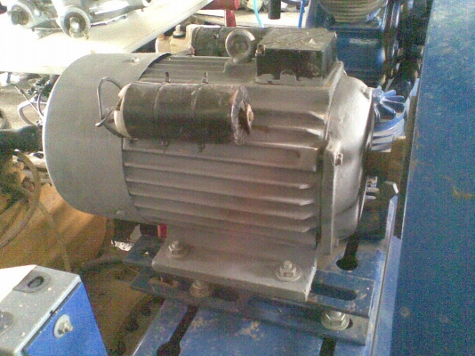 ขายมอเตอร์ไม่ทราบยี่ห้อ 3 แรง 2 สาย