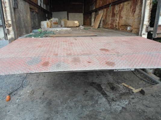 ขายลิฟท์ท้าย ขายลิฟท์ท้าย