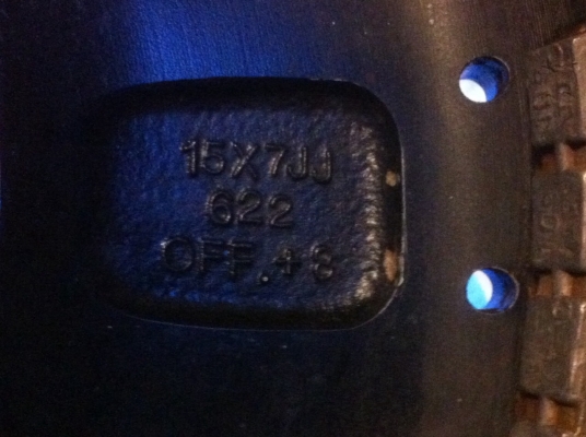 ขายล้อ off road 6 รู สภาพสวยๆ