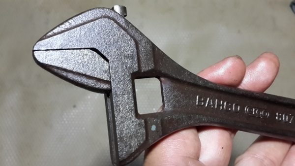 ประแจเลื่อน BAHCO SWEDEN   10 นิ้ว