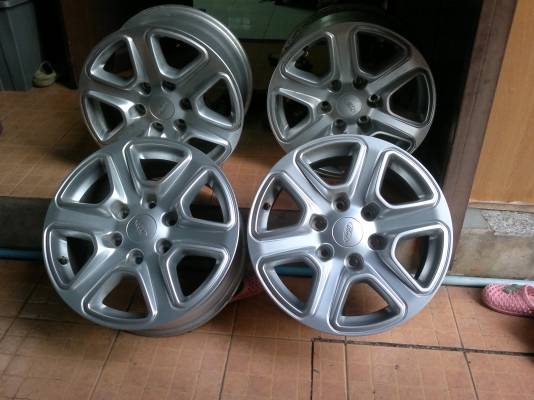 แม็กเดิม ford 2.2 17"