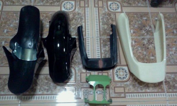 สาวกKawasaki เชิญทางนี้!! ของแต่งและอะไหล่ ใหม่มือ1ทุกชิ้น!!