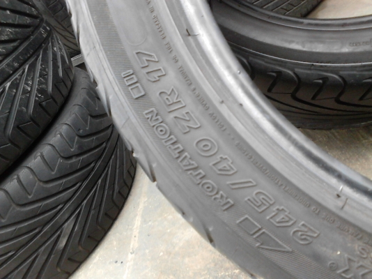 225/45R17 และ245/40R17 เบอร์ละคู่ รวมชุด 4 เส้น Tel.081-427-3941