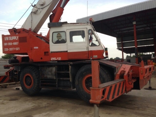 ขายKATO 25ตัน สภาพสวยพร้อมใช้งาน เอกสารพร้อมโอน สนใจสอบถามรายละเอียดเพิ่มเติมโทร 090-8588220คุณนะ หรือwww.truck.in.th/498