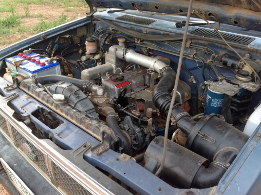 ขายNissan   Big mแคปฝาแดงสภาพเดิมๆ