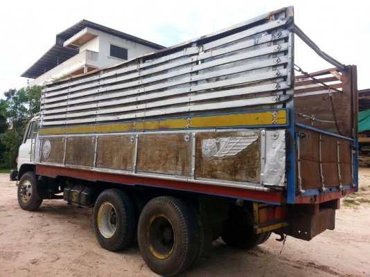 ขายรถบรรทุกสิบล้อดัมพ์ HINO FL176 เครื่อง EH700 - 168 แรง 1 เพลา ดัมพ์คอกเกษตร ทะเบียนพร้อม ใช้เงินดาว์น 120,000 บาท