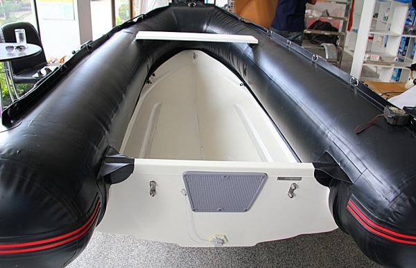 เรือยางท้องไฟเบอร์Sigliner320