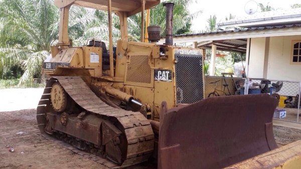 ขายรถแทรคเตอร์ CAT D5H เกียร์ท็อค ตีนไก่ เดิมๆตามรุ่น เอกสารเล่มทะเบียน
