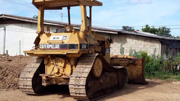 ขายรถแทรคเตอร์ CAT D5H เกียร์ท็อค ตีนไก่ เดิมๆตามรุ่น เอกสารเล่มทะเบียน
