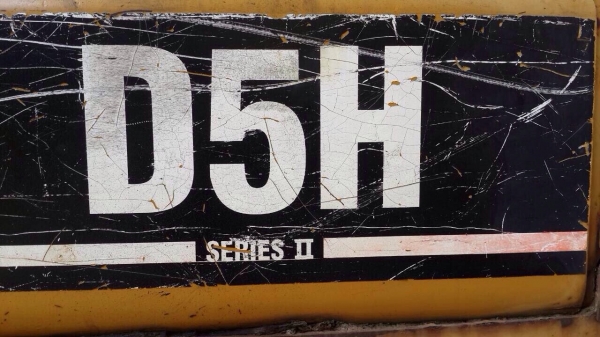 ขายรถแทรคเตอร์ CAT D5H เกียร์ท็อค ตีนไก่ เดิมๆตามรุ่น เอกสารเล่มทะเบียน