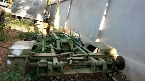 ขาย เครื่องยกไฮดรอริค (HOOK LIFT) ใส่ สี่ล้อกลาง หรือหกล้อเล็ก สภาพยังดี ขาย เครื่องยกไฮดรอริค (HOOK LIFT) ใส่ สี่ล้อกลาง หรือหกล้อเล็ก สภาพยังดี