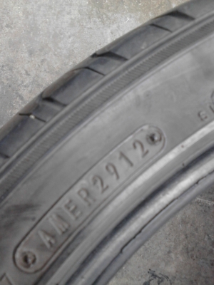 225/40R18 FALKEN ZIEX ER522 ปี2012 มี 2 เส้น Tel.081-427-3941 225/40R18 FALKEN ZIEX ER522 ปี2012 มี 2 เส้น Tel.081-427-3941