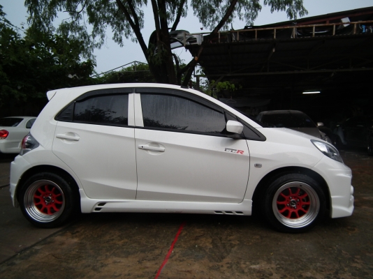 ขาย Honda Brio