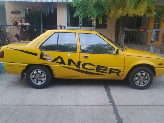 ขายเก๋งสีแจ่มๆ