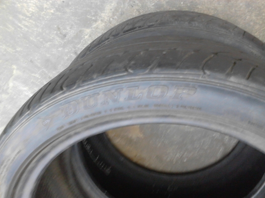 235/40R18 DUNLOP SP SPORT LM 703  มี 2 เส้น TEL.081-427-3941