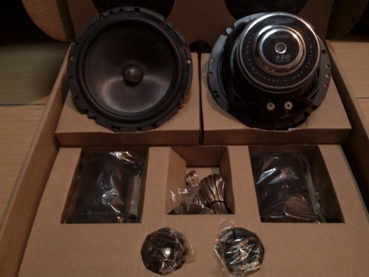 ขายลำโพงแยกชิ้น 6.5" / จอสไลด์ 7"