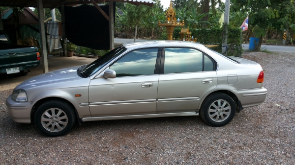 ขาย Civic ตาโต 96 พร้อมไช้ครับ ขาย Civic ตาโต 96 พร้อมไช้ครับ