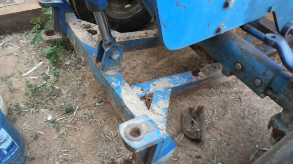 ***ขายแล้วครับขอบคุณ Truck2hand ขายรถไถเพลาเดียว FORD 6610 เสื้อลาย ปั้มกลม เครื่องเดิมเกียร์เดิม แห้งดี แรงดี เกียร์ไม่หลุดไม่หอน ปั้มดีไม่เยิ้มแรง ช่วงล่างแน่น ไม่มีส่าย คานดีไม่มีปะ ท้ายสวย ระบบไฮฯใช้งานปกติ ไม่แตกไม่ร้าว ยกหางดีไม่ตก หลังคาไม่ขาด ยางด