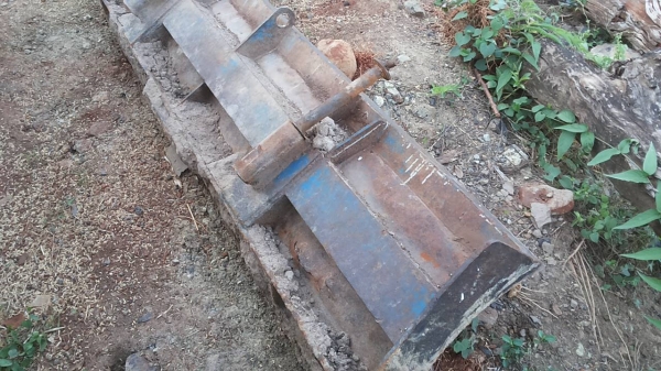 ***ขายแล้วครับขอบคุณ Truck2hand ขายรถไถเพลาเดียว FORD 6610 เสื้อลาย ปั้มกลม เครื่องเดิมเกียร์เดิม แห้งดี แรงดี เกียร์ไม่หลุดไม่หอน ปั้มดีไม่เยิ้มแรง ช่วงล่างแน่น ไม่มีส่าย คานดีไม่มีปะ ท้ายสวย ระบบไฮฯใช้งานปกติ ไม่แตกไม่ร้าว ยกหางดีไม่ตก หลังคาไม่ขาด ยางด