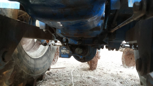 ***ขายแล้วครับขอบคุณ Truck2hand ขายรถไถเพลาเดียว FORD 6610 เสื้อลาย ปั้มกลม เครื่องเดิมเกียร์เดิม แห้งดี แรงดี เกียร์ไม่หลุดไม่หอน ปั้มดีไม่เยิ้มแรง ช่วงล่างแน่น ไม่มีส่าย คานดีไม่มีปะ ท้ายสวย ระบบไฮฯใช้งานปกติ ไม่แตกไม่ร้าว ยกหางดีไม่ตก หลังคาไม่ขาด ยางด