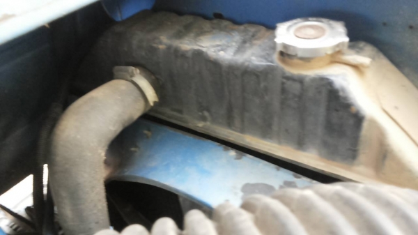 ***ขายแล้วครับขอบคุณ Truck2hand ขายรถไถเพลาเดียว FORD 6610 เสื้อลาย ปั้มกลม เครื่องเดิมเกียร์เดิม แห้งดี แรงดี เกียร์ไม่หลุดไม่หอน ปั้มดีไม่เยิ้มแรง ช่วงล่างแน่น ไม่มีส่าย คานดีไม่มีปะ ท้ายสวย ระบบไฮฯใช้งานปกติ ไม่แตกไม่ร้าว ยกหางดีไม่ตก หลังคาไม่ขาด ยางด