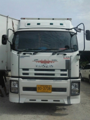 ขายดาวน์รถบรรทุหกล้อห้างแท้ อีซูซุ 240 ขายพร้อมวิ่งงาน