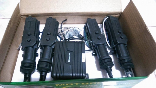 เซ็นทรัลล๊อครถยนต์ สามารถเปิดฝากระโปรงท้ายได้