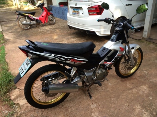 ขายโซนิค 125 cc ทะเบียนตอง 777