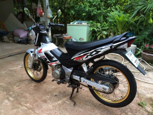 ขายโซนิค 125 cc ทะเบียนตอง 777