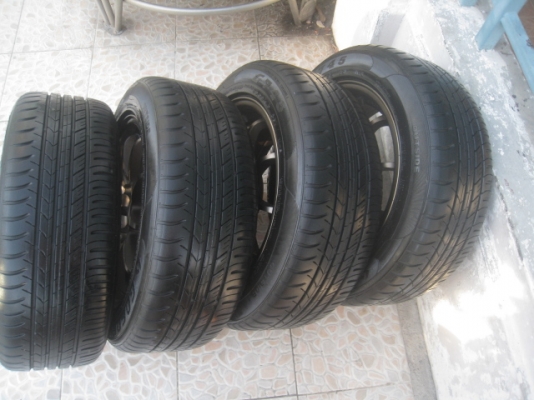 ขายล้อแม็ก CE28 15"x6.5" พร้อมยางปี12 สนใจติดต่อเล็กคลองสามครับ 081-3747940