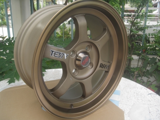ขายล้อแม็กใหม่ te37v 15"x7.5" et28 4 รู 100 สีน้ำตาลไหม้ก้านยิงทราย ขอบชา งาน ssw  สนใจติดต่อเล็กคลองสามครับ 081-3747940