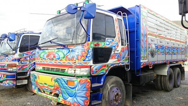 ขายHino2Kกระบะใหม่เกียร์ฟูเลอร์แอร์พร้อมระบบลากจูงพร้อม