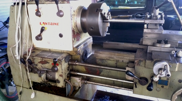 แท่นกลึง 5 ฟุต 3 เพลา เกียร์บล็อก รุ่นหนัก ฐานเหล็กหล่อ สภาพสวย หน้าแท่นเรียบ พร้อมใช้งาน 115,000