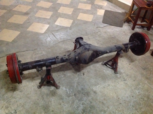 ขายเพลาท้ายพร้อมเฟืองวีโก้