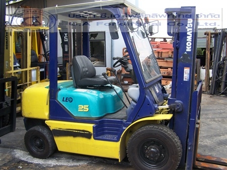 ขาย รถโฟล์คลิฟท์ KOMATSU รุ่น FD25-12