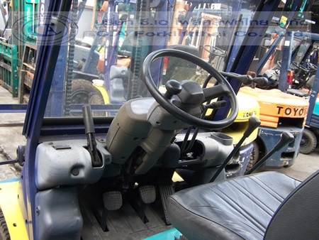 ขาย รถโฟล์คลิฟท์ KOMATSU รุ่น FD25-12